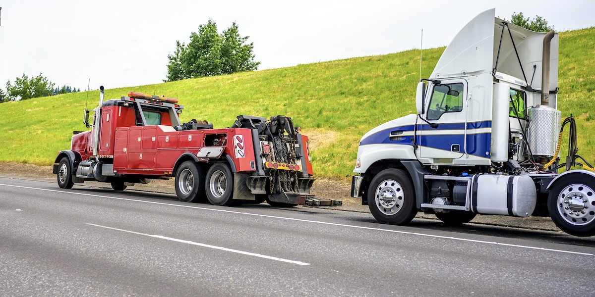 https://www.speedstowingpdx.com/wp-content/uploads/2025/09/Heavy-Duty-Tow-Trucks-Portland-Oregon.jpeg?utm_source=chatgpt.com